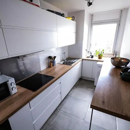 Apartment Cozy And Spacious *